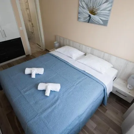 Skyline - Luxurious & Modern Apartman