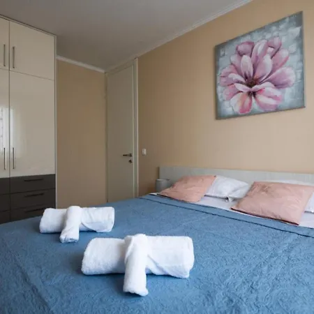 Skyline - Luxurious & Modern Apartman
